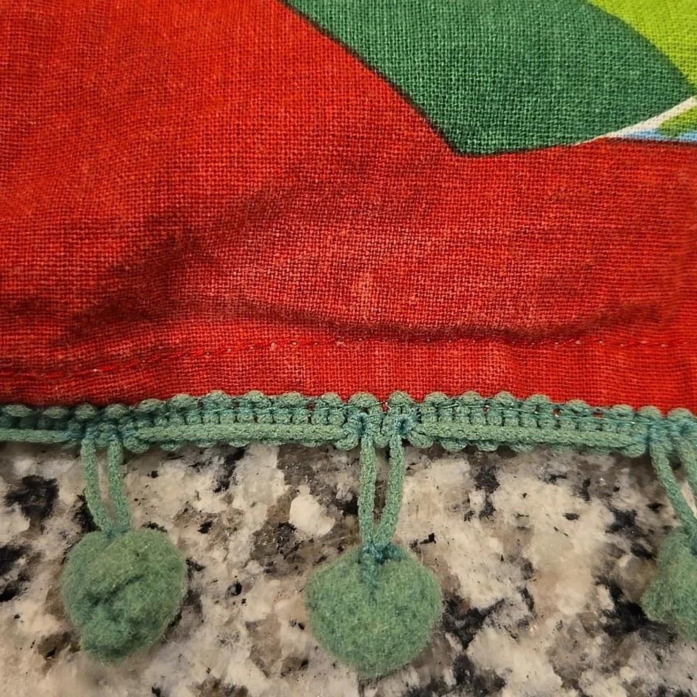 PIER 1 IMPORTS CHRISTMAS NUTCRACKER APRON.
